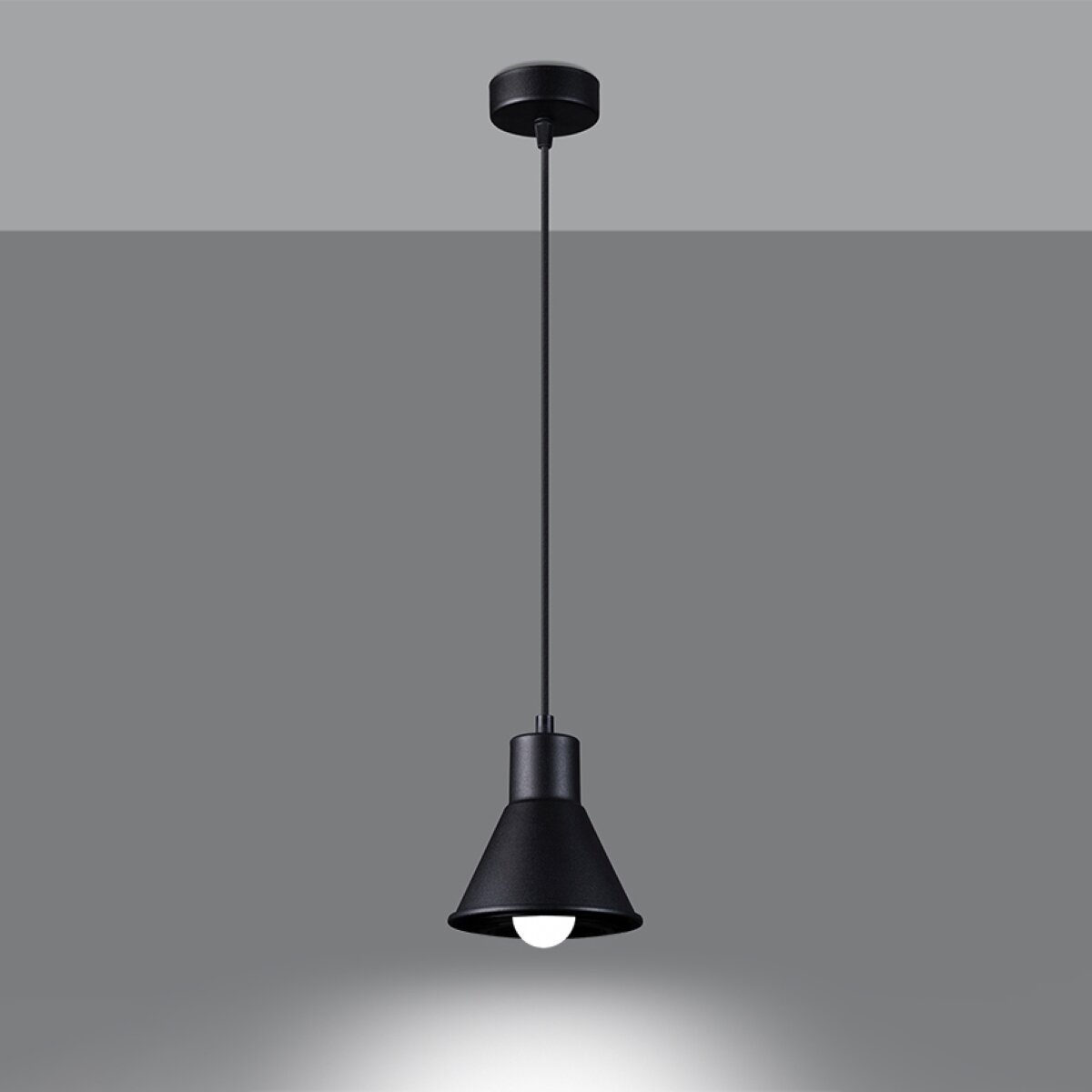 Lampa wisząca TALEJA czarna nowoczesna metalowa do salonu kuchni lub nad wyspę