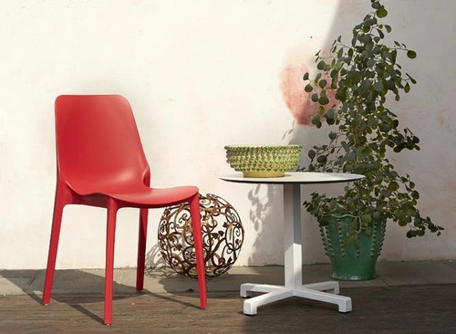 Krzesło ogrodowe Ginevra zielone z tworzywa sztaplowane nowoczesne do ogrodu SCAB Design