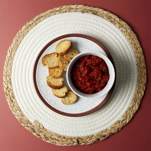 Okrągła biała podkładka pod talerz z trawy morskiej Seagrass 38cm Intesi boho do jadalni