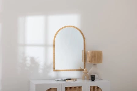 Lustro półokrągłe Thea 55x75 cm jasnobrązowe do przedpokoju i salonu na ścianę Atmosphera