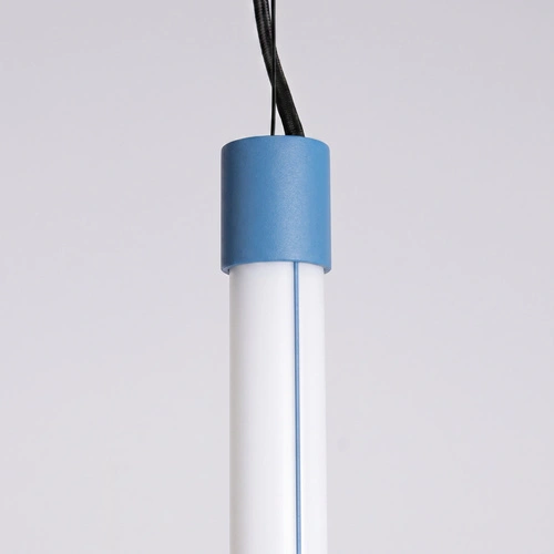 Lampa wisząca TRANG 100 LED błękitna regulowana nad wyspę