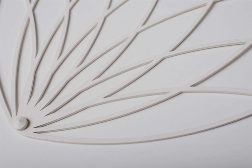 Wieszak ścienny metalowy Lotos biały nowoczesny do przedpokoju POLYHEDRA 68 cm