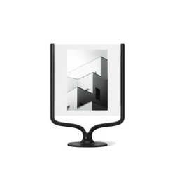 Ramka na zdjęcia 10x15 Wishbone Umbra czarna stojąca loftowa aluminiowa na biurko