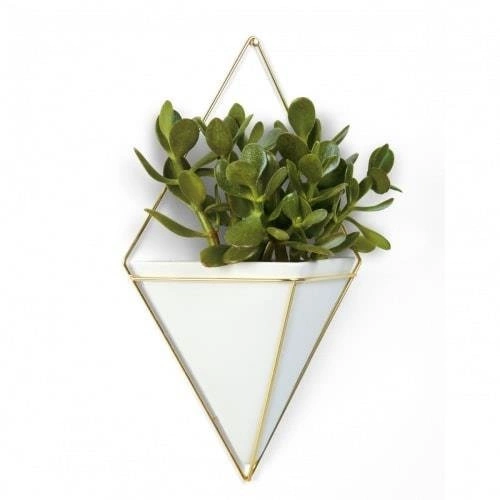 Doniczka ścienna Trigg Umbra geometryczna ceramiczna wisząca na zioła biało-złota