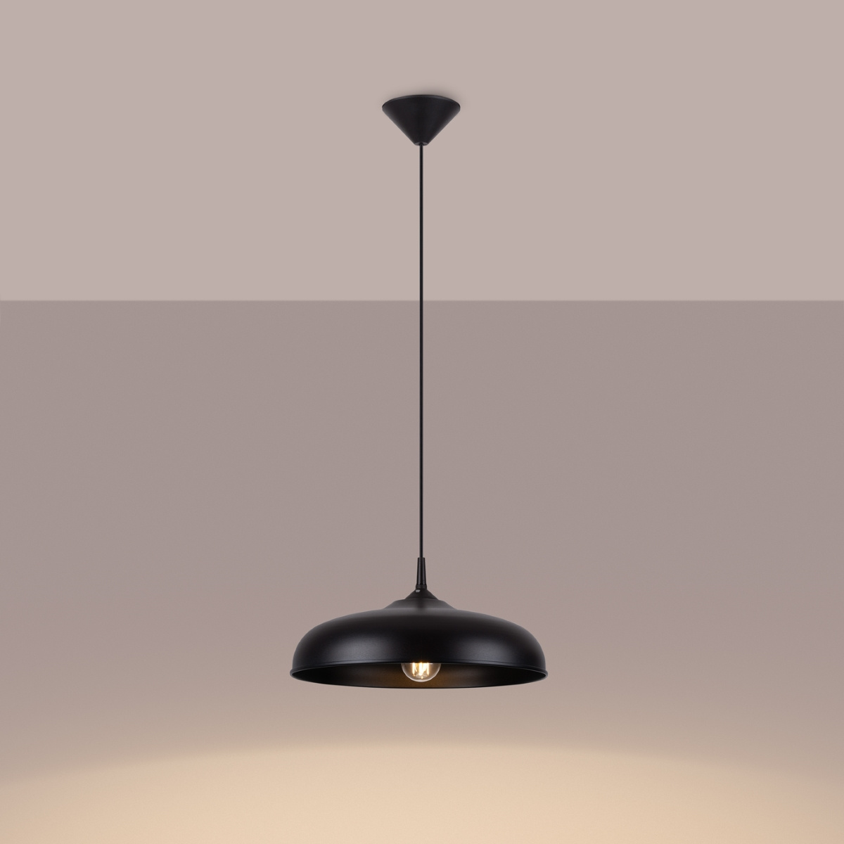 Lampa wisząca GINA czarna nowoczesna do salonu kuchni lub jadalni metalowa 38 cm