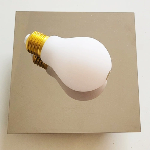 Kinkiet ścienny LED BULB Step into Design złoty nowoczesny do salonu i sypialni 15 cm