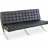 Sofa 3 osobowa glamour do salonu Ba inspirowana Barcelona czarna ekoskóra na metalowej podstawie