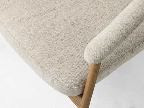 Fotel do salonu Elk Harmony 110 piaskowy skandynawski dąb naturalny