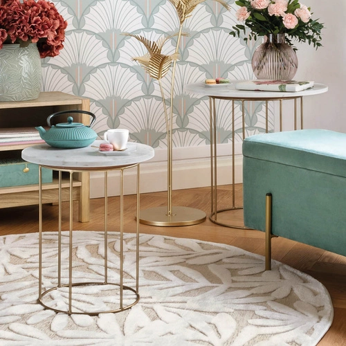 Zestaw 2 okrągłych stolików kawowych Garance biały marmur i złoty glamour do salonu Atmosphera