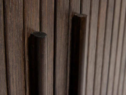 Komoda wysoka Meta 100 cm nowoczesna ryflowana dąb do salonu