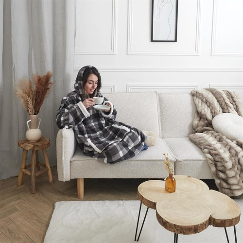 Intesi Snuddie czarna koc bluza z kapturem gruba i ciepła na kanapę do salonu