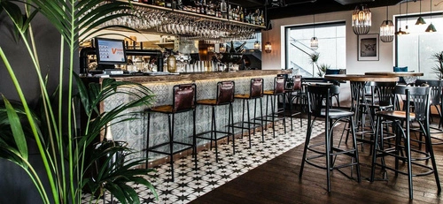 Krzesło drewniane Fameg Vert A-788 skandynawskie do jadalni i kuchni personalizowane