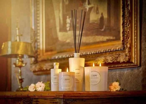 Cereria Molla Gold Edition świeca sojowa zapachowa XL do salonu biało-złota 600g