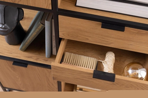 Regał na książki Swindon dąb industrialny z szufladami do salonu i biura Actona 141 cm