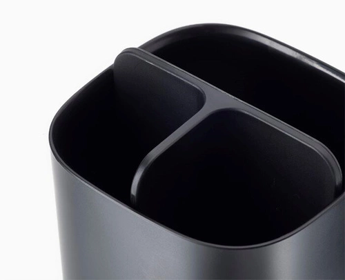 Joseph Joseph EasyStore czarny organizer na szczoteczki do zębów i pastę łazienkowy
