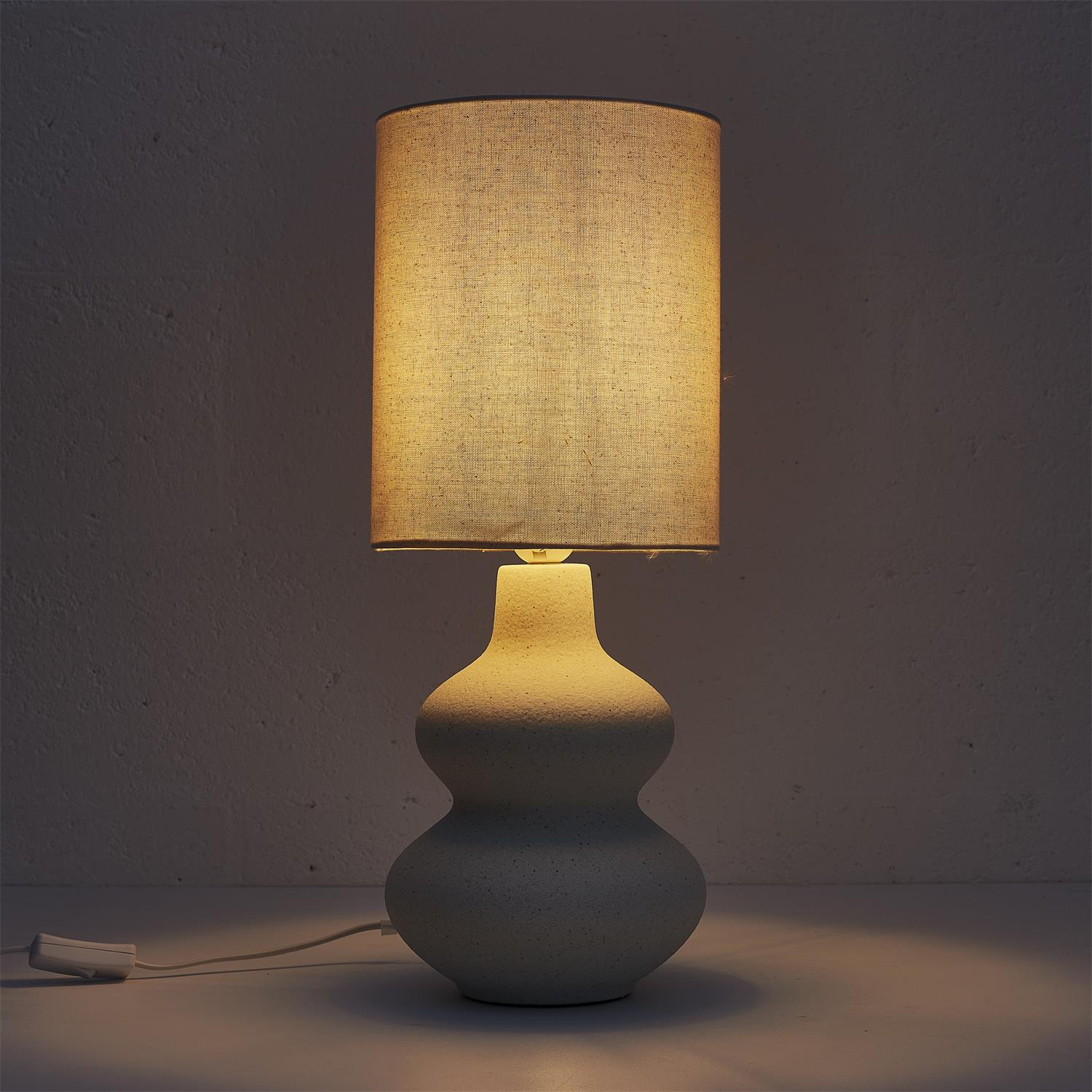 Lampka nocna ceramiczna Lamil kremowa z abażurem do sypialni nowoczesna Intesi 50 cm