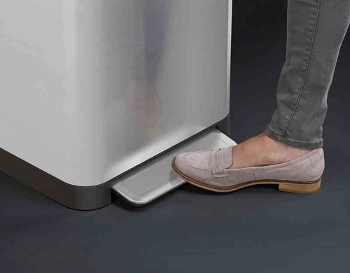 Kosz na śmieci do kuchni Joseph Joseph stalowy 30l z systemem zgniatania i filtrem