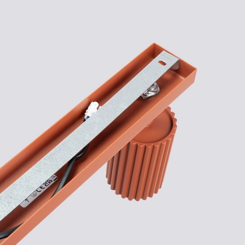 Plafon sufitowy KARBON 4L czerwony minimalistyczny do salonu z ruchomym kloszem 81 cm