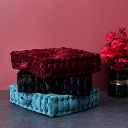 Poduszka dekoracyjna pikowana Intesi 40x40 cm bordowa do salonu i sypialni