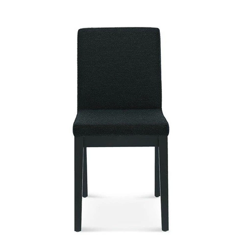 Krzesło tapicerowane Apollo FAMEG skandynawskie do jadalni i salonu personalizowane drewno bukowe