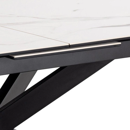 Stół rozkładany do jadalni Irwine Akranes biały ceramiczny blat czarne nogi nowoczesny 168–210x90 cm