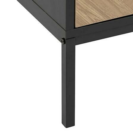 Szafka nocna Chevron 40 cm z dwiema szufladami, efekt naturalnego drewna, Atmosphera, styl loftowy, czarna i brązowa elegancja