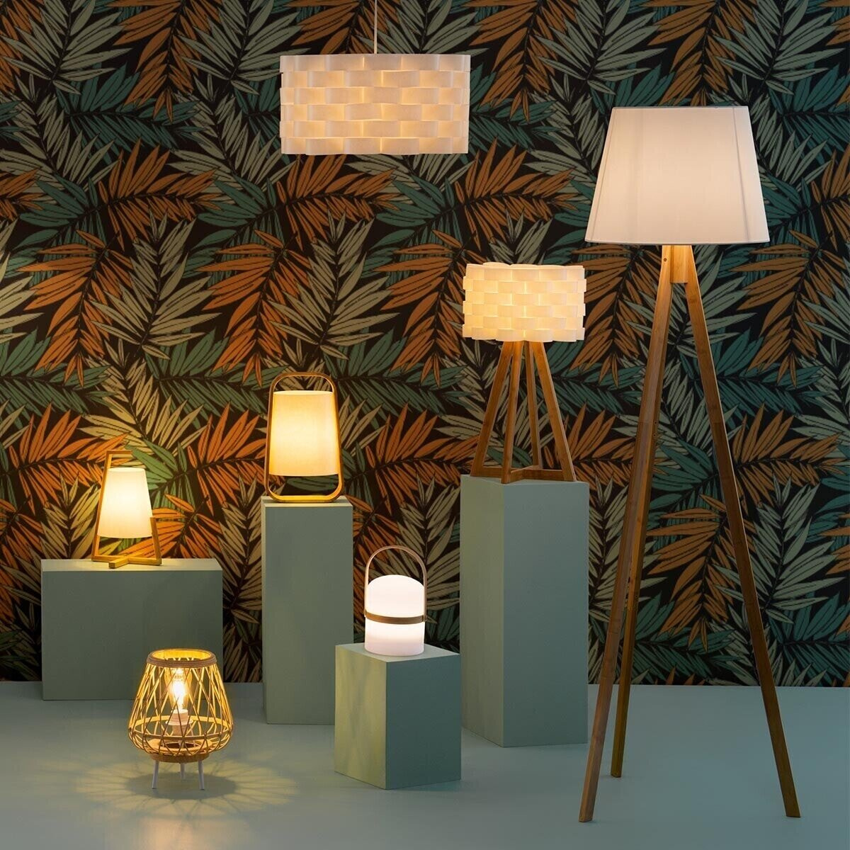 Lampka nocna do sypialni Moki biała bambusowa nowoczesna lampa stołowa Atmosphera 30,5 cm