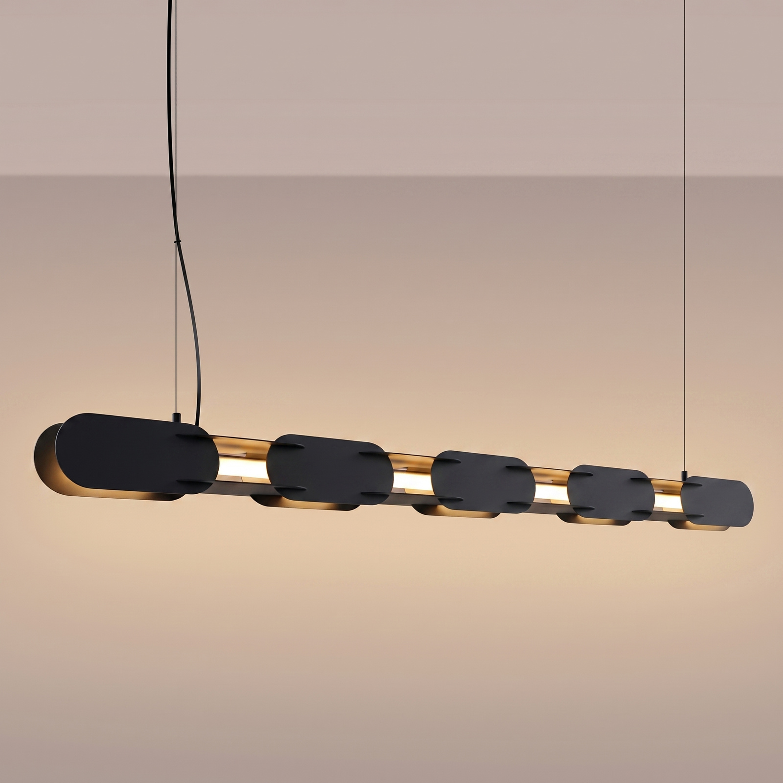 Lampa wisząca LED CHAIN 158 czarna nowoczesna nad stół