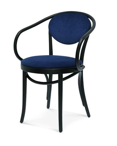 Krzesło drewniane Fameg B-9 tapicerowane z podłokietnikami do jadalni personalizowane