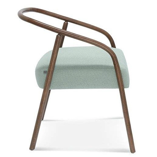 Krzesło do jadalni Plum Fameg tapicerowane z podłokietnikami, drewniane, personalizowane