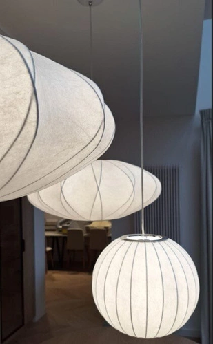 Lampa wisząca SILK X-shape biała 60 cm nowoczesna do salonu i jadalni Step into Design
