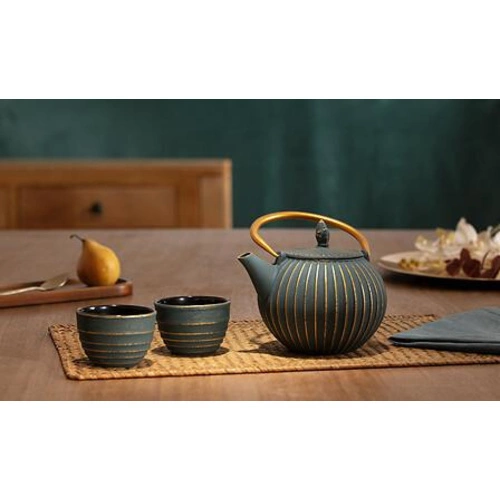 Żeliwny imbryk do herbaty Jiling czarno-złoty z sitkiem i 2 kubkami 850 ml 5five simply smart