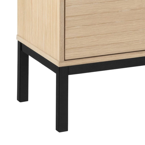 Komoda Kensington 180 cm dąb bielony nowoczesna na nóżkach z półkami do salonu Actona