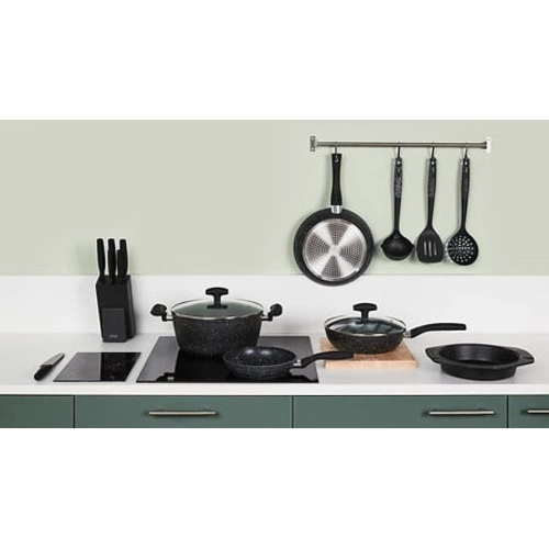 Garnek aluminiowy kuty 28 cm czarny