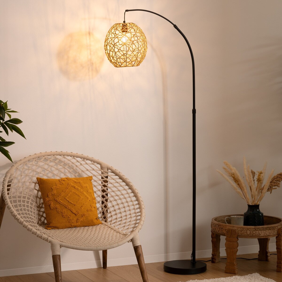 Lampa podłogowa Raahe czarna/naturalna