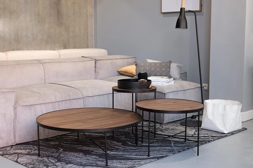 Stolik kawowy okrągły TRE 900 orzech amerykański skandynawski do salonu NORDIFRA