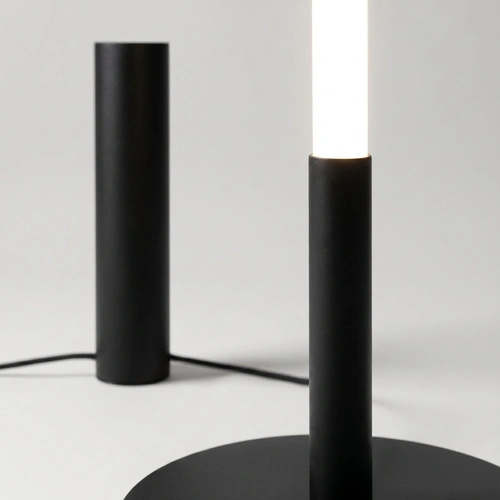 Lampa stojąca do salonu TRANG czarna nowoczesna LED 150 cm