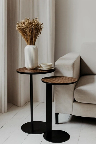 Stolik kawowy ODEN okrągły nowoczesny loftowy orzech amerykański 30 cm do salonu NORDIFRA