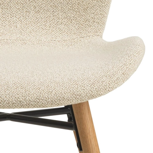 Krzesło Batilda tapicerowane kremowe do jadalni i salonu skandynawskie dębowe Actona