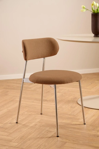 Krzesło Lyric Actona tapicerowane terakota chrom nowoczesne do jadalni