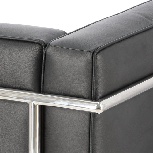 Fotel wypoczynkowy Kubik czarna skóra naturalna nowoczesny do salonu inspirowany LC2