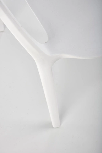 Krzesło Nadine białe do jadalni i ogrodu z tworzywa, nowoczesne, sztaplowane, z podłokietnikami