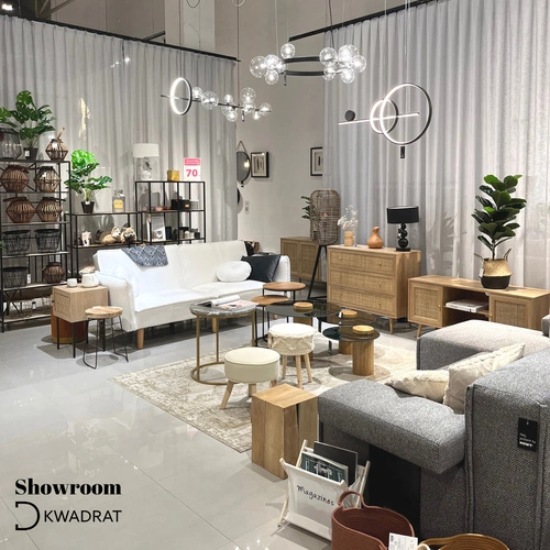 Sofa rozkładana z funkcją spania Boghena beżowa skandynawska 2 osobowa do salonu na wysokich nogach