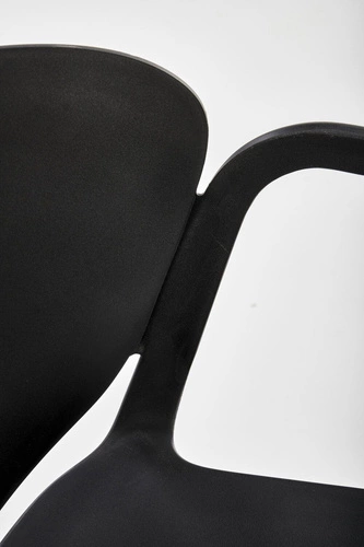 Krzesło do jadalni i ogrodu Nadine Intesi czarne nowoczesne z podłokietnikami sztaplowane
