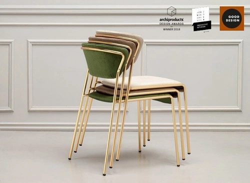 Krzesło tapicerowane Lisa niebieskie nowoczesne do jadalni i salonu na chromowanych nogach