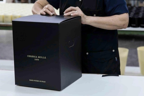 Cereria Molla Boutique świeca sojowa zapachowa Amber & Sandalwood XL czarna, dekoracyjna