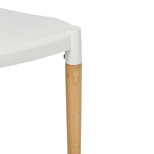 Krzesło do jadalni Wicker PP Simplet białe inspirowane Wishbone, sztaplowane, łatwe czyszczenie