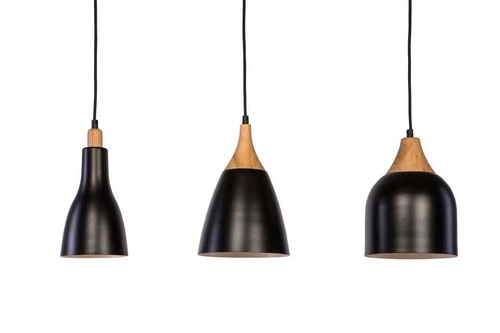 Lampa wisząca Beta czarna nowoczesna z dębowym wykończeniem nad stół do kuchni NORDIFRA