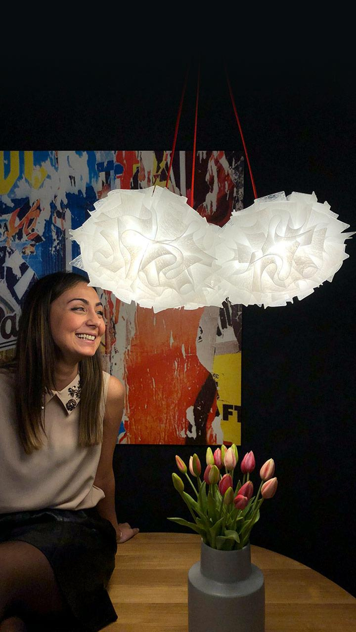 Lampa wisząca kula Veli Mini biała nowoczesna LED do salonu i jadalni SLAMP