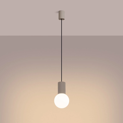 Nowoczesna lampa wisząca kula HALO 1 taupe szklana do salonu i sypialni beżowa